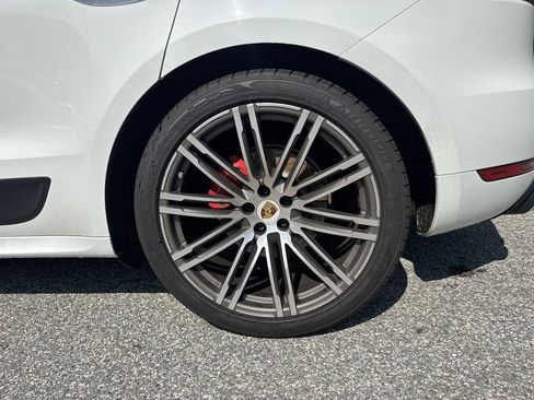 Used 2017 Porsche Macan GTS AWD/4WD image 22
