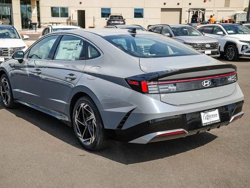 New 2026 Hyundai Sonata SEL FWD image 2