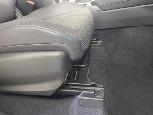 Certified 2025 Subaru Forester Premium AWD/4WD image 30