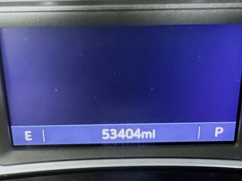 Used 2021 Chevrolet Equinox Premier image 16