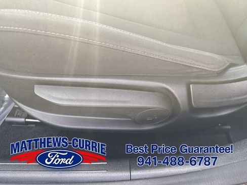 Used 2023 Hyundai Elantra SEL FWD image 10