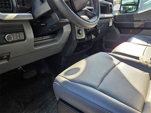 New 2024 Ford F550 4x4 Regular Cab Super Duty image 12