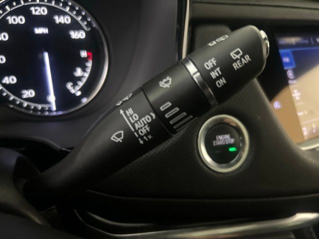 Used 2023 Cadillac XT5 Premium Luxury AWD/4WD image 19