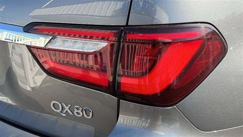 Used 2019 INFINITI QX80 Luxe AWD/4WD image 14