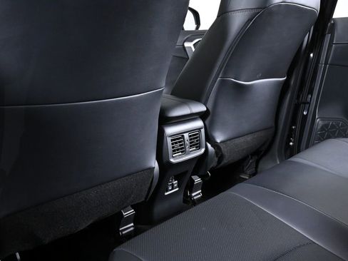 Used 2022 Toyota RAV4 Limited image 28