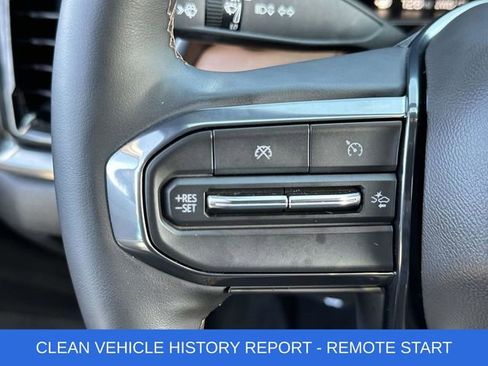 Used 2023 GMC Canyon AT4 w/ AT4 Premium Package image 9