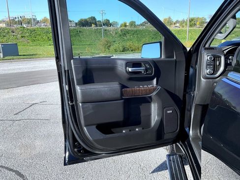 Used 2019 GMC Sierra 1500 Denali w/ Denali Ultimate Package image 9