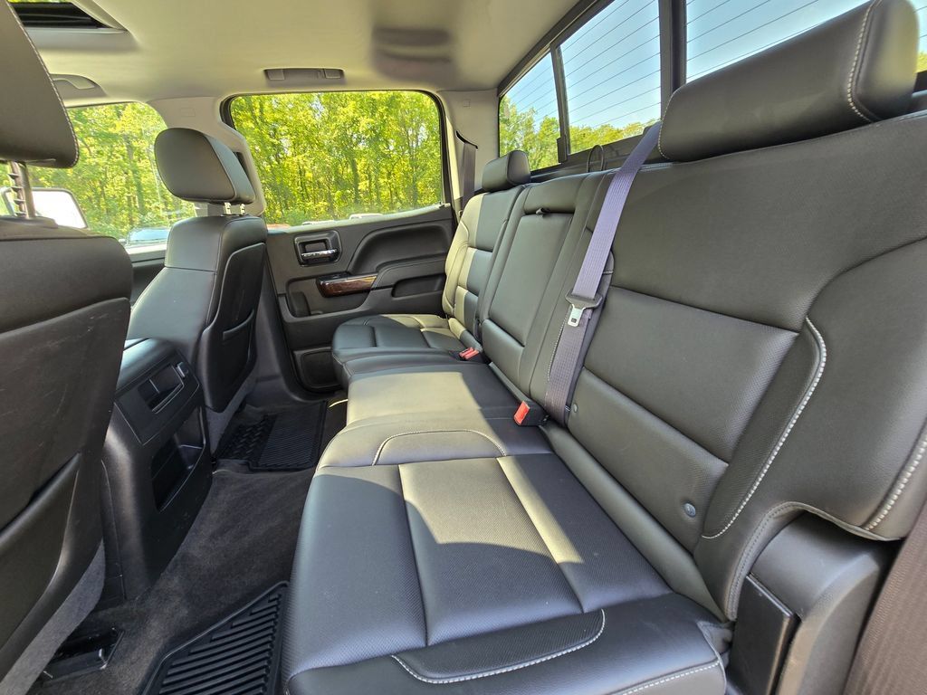 Used 2015 GMC Sierra 1500 SLT w/ SLT Crew Cab Value Package AWD/4WD image 22