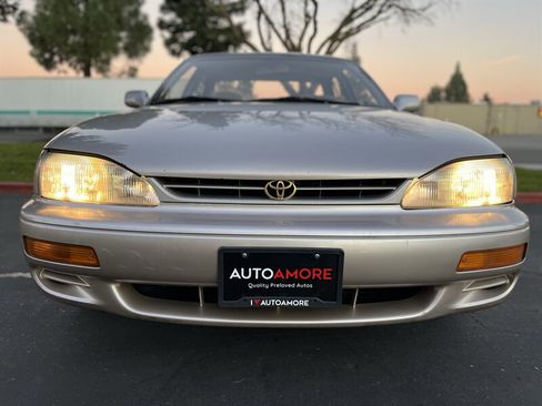 Used 1995 Toyota Camry XLE image 5