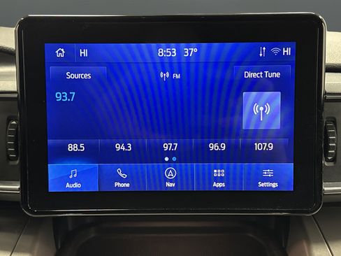 Used 2023 Ford Explorer XLT AWD/4WD image 19