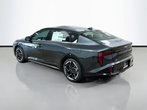 New 2025 Kia K4 GT-Line image 5