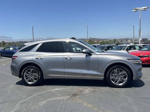 Used 2023 Genesis GV70 2.5T w/ Select Package AWD/4WD image 28