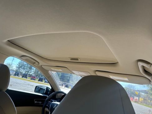 Used 2020 Acura TLX w/ Technology Package FWD image 10
