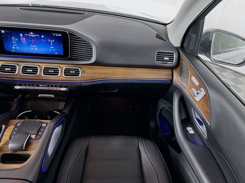 Used 2024 Mercedes-Benz GLE 350 4MATIC image 25