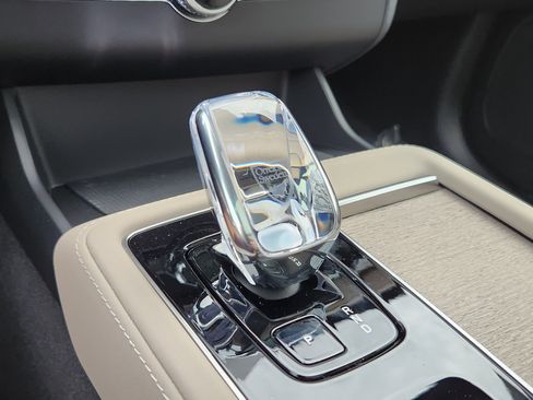 New 2026 Volvo XC90 B6 Plus w/ Protection Package image 14