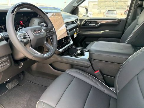New 2026 GMC Yukon Elevation w/ Elevation Premium Package AWD/4WD image 16