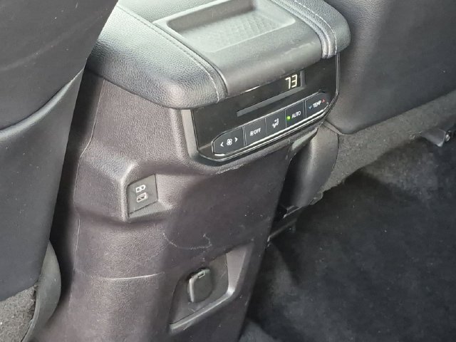Used 2025 Toyota Grand Highlander AWD image 28