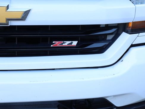 Used 2017 Chevrolet Silverado 1500 LT image 23