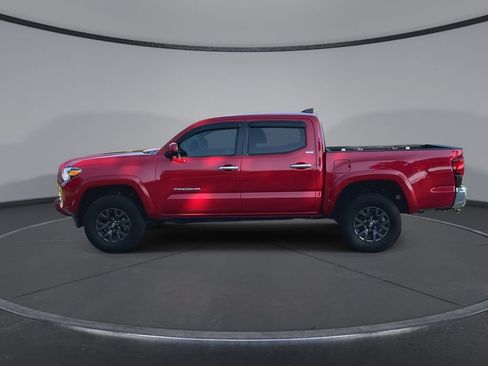Used 2023 Toyota Tacoma SR5 RWD image 5