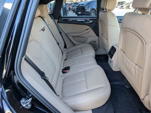 New 2026 Porsche Macan image 24