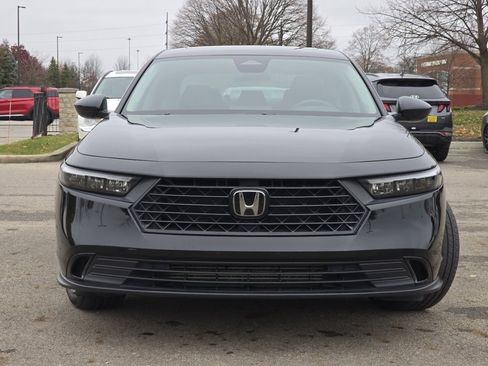 Certified 2023 Honda Accord EX image 10