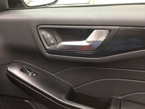 New 2025 Ford Escape ST-Line w/ Tech Pack #1 image 47