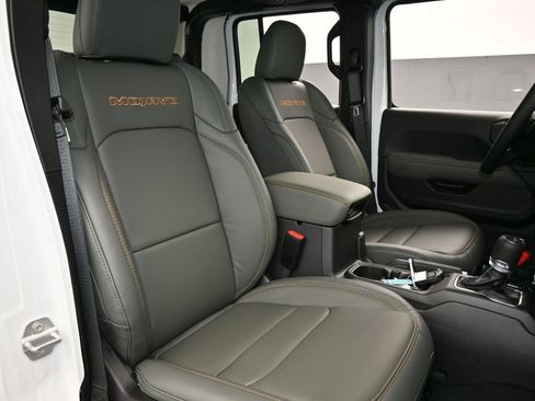 New 2026 Jeep Gladiator Mojave AWD/4WD image 39