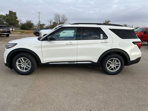 New 2025 Ford Explorer Active w/ Active Comfort Package image 4