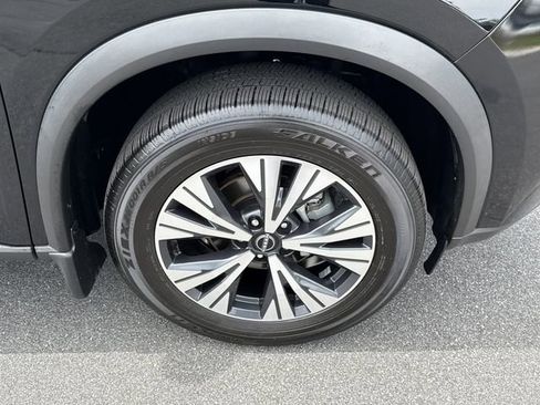 Used 2023 Nissan Rogue SV w/ SV Premium B Package FWD image 12