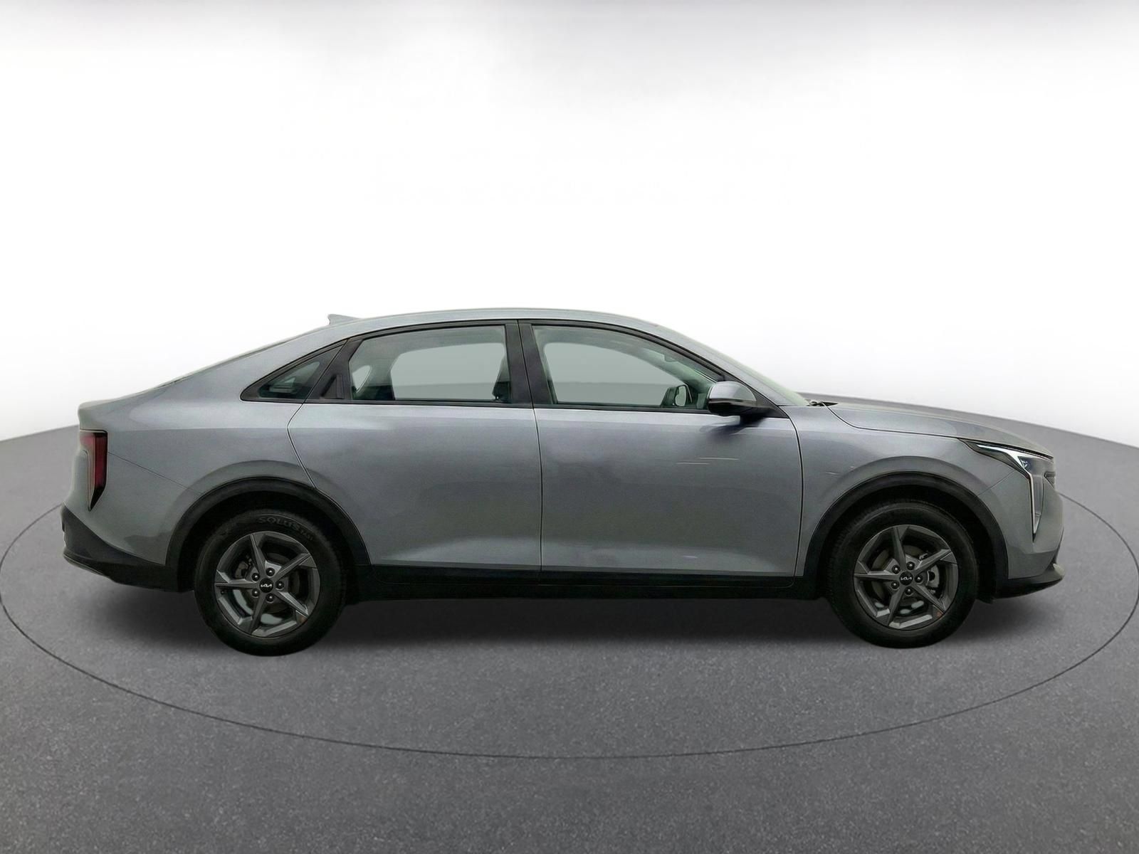 Used 2025 Kia K4 FWD image 9