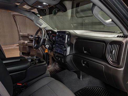 Used 2021 Chevrolet Silverado 1500 Custom image 13