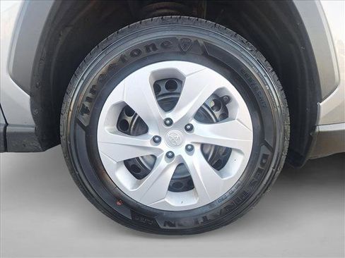 Certified 2025 Toyota RAV4 LE image 21