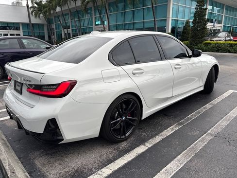 Used 2023 BMW 330i Sedan w/ M Sport Package RWD image 9