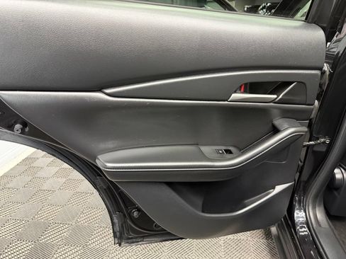 Used 2022 MAZDA CX-30 AWD 2.5 S w/ Select Package image 40