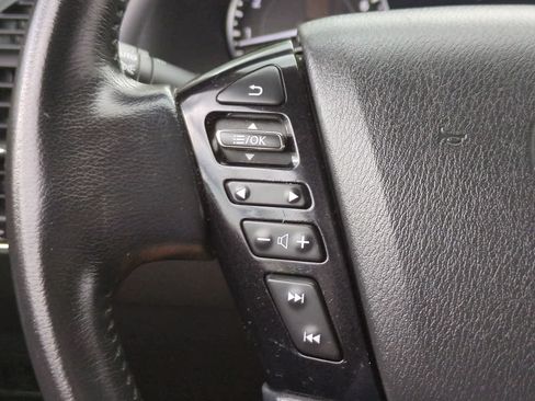Used 2022 Nissan Armada SL RWD image 26