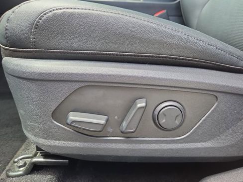 Certified 2026 Kia Sportage SX FWD image 12