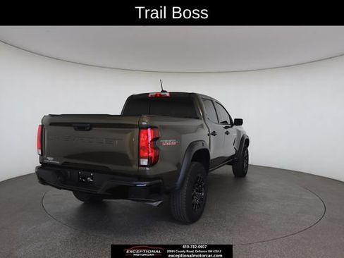 Used 2024 Chevrolet Colorado Trail Boss w/ Technology Package AWD/4WD image 17