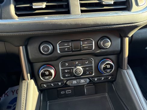 Used 2024 Chevrolet Suburban High Country image 19