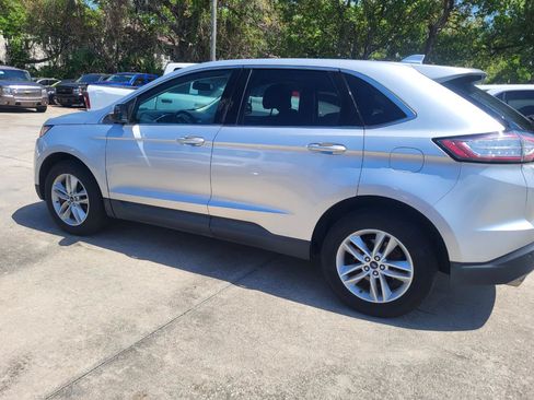 Used 2017 Ford Edge SEL AWD/4WD image 38