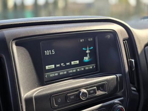 Used 2018 Chevrolet Silverado 1500 Custom w/ Trailering Package image 27