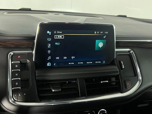 Used 2023 Chevrolet Tahoe Z71 w/ Luxury Package image 19