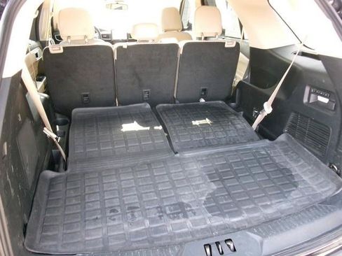 Used 2022 Ford Explorer Limited AWD/4WD image 25
