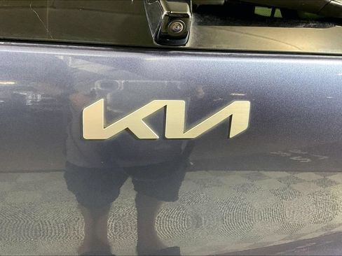 Used 2022 Kia Niro Touring Special Edition FWD image 31