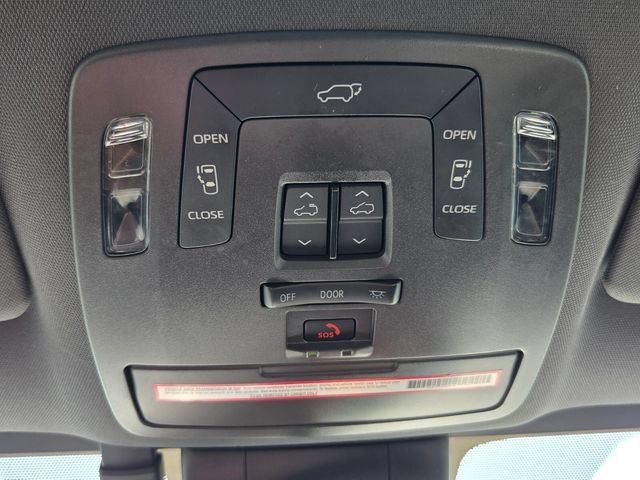 Used 2023 Toyota Sienna XSE w/ XSE Plus Package AWD/4WD image 21