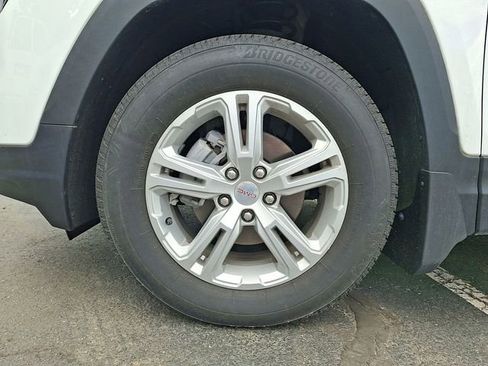 Certified 2024 GMC Terrain SLE w/ Driver Convenience Package AWD/4WD image 30