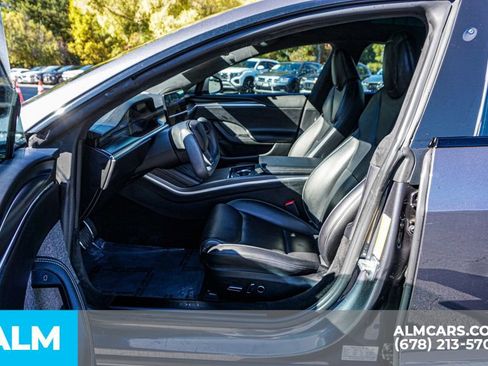 Used 2021 Tesla Model S Plaid image 19