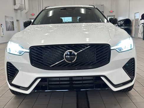 New 2026 Volvo XC60 T8 Ultra w/ Climate Package AWD/4WD image 10