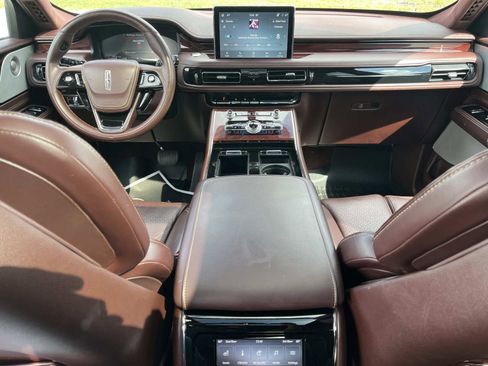 Used 2022 Lincoln Aviator Black Label Grand Touring image 13
