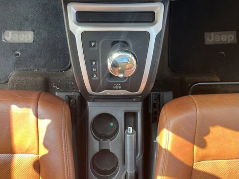 Used 2014 Jeep Compass Limited w/ Sun/Sound Group AWD/4WD image 27