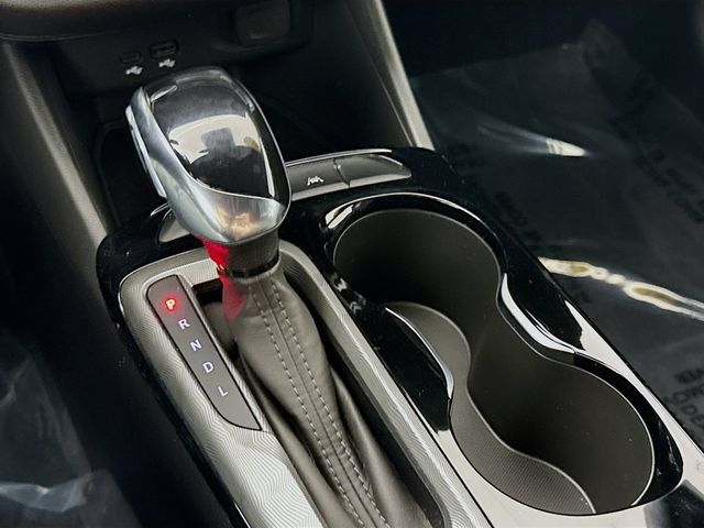 Used 2024 Buick Envista Sport Touring FWD image 17